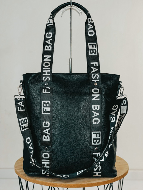 Exkluzívna dámska čierna kabelka FASHION s kapsičkou