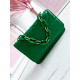 Dámska zelená kabelka s remienkom Femela