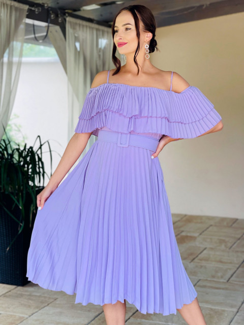 Exkluzívne plisované spoločenské šaty pre moletky s opaskom - fialové