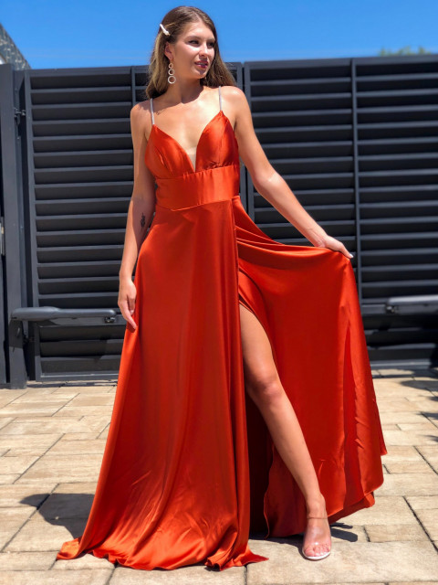Dámske dlhé saténové spoločenské šaty - oranžové