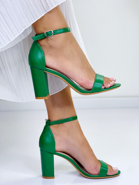 Dámske sandále na hrubom opätku - zelené