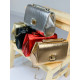 Dámska elegantná spoločenská kabelka so zlatým remienkom - strieborná