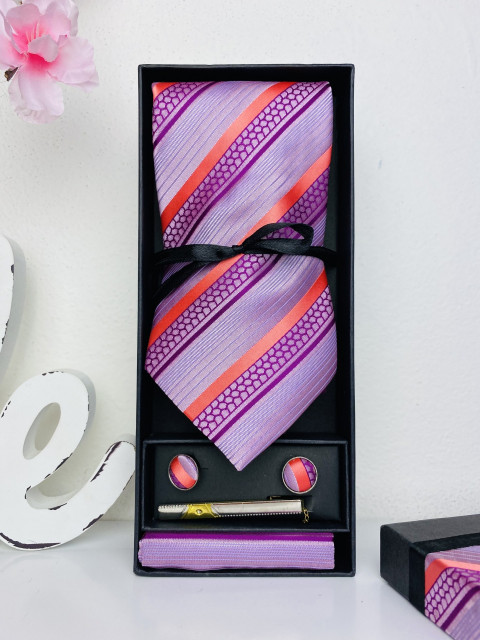 Pánsky fialový 4 dielny set : kravata, vreckovka, spona a manžetové gombíky