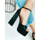 Extravagantné saténové dámske sandále na vysokom opätku a platforme - čierne