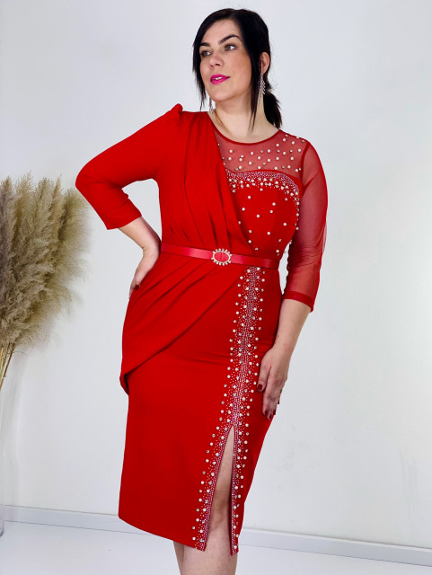Luxusné spoločenské šaty s perlami a opaskom pre moletky - červené