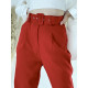 Dámske červené elegantné nohavice s vysokým pásom a opaskom LIA
