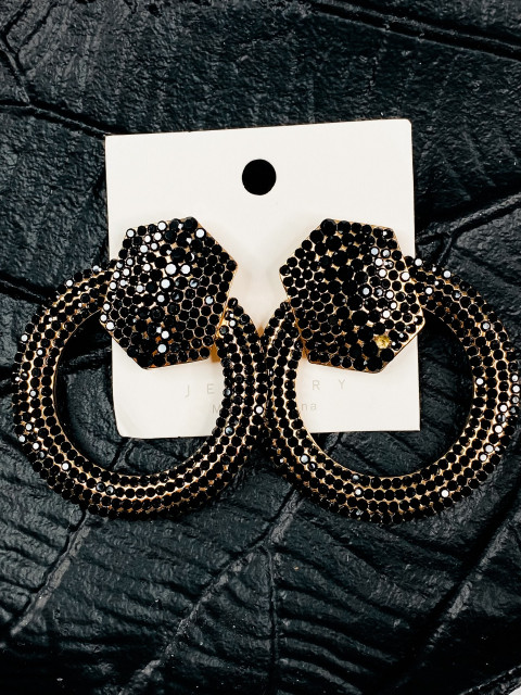 Dámske elegantné čierne náušnice s kamienkami 