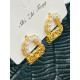 Dámske elegantné zlaté náušnice s perlami
