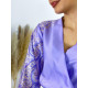 Dámske plisované vzorované spoločenské šaty s opaskom - fialové