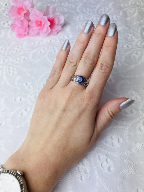 Dámsky strieborný prsteň s fialovým kryštálom 5