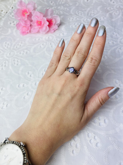 Dámsky strieborný prsteň s fialovým kryštálom 7