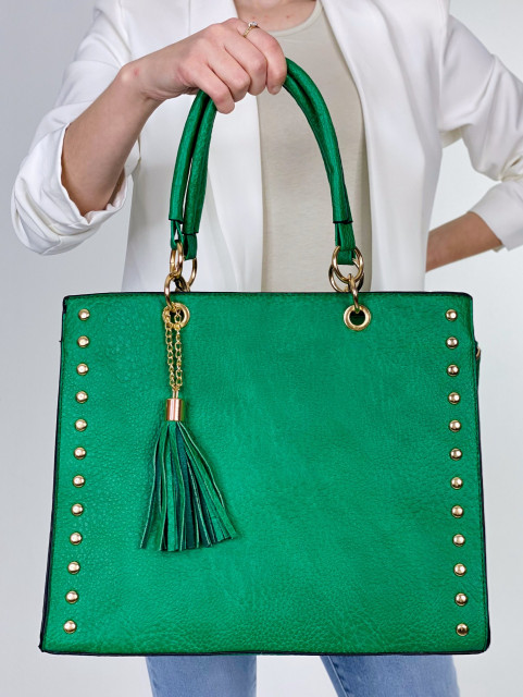 Dámska zelená kabelka s remienkom a strapcom